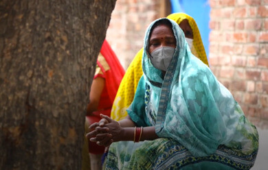 India Covid: Dozens of bodies wash up on banks of Ganges river