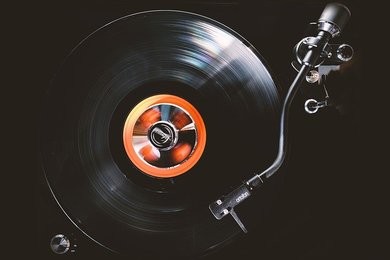 Storytelling, music and song: how psychosocial approaches to dementia change lives